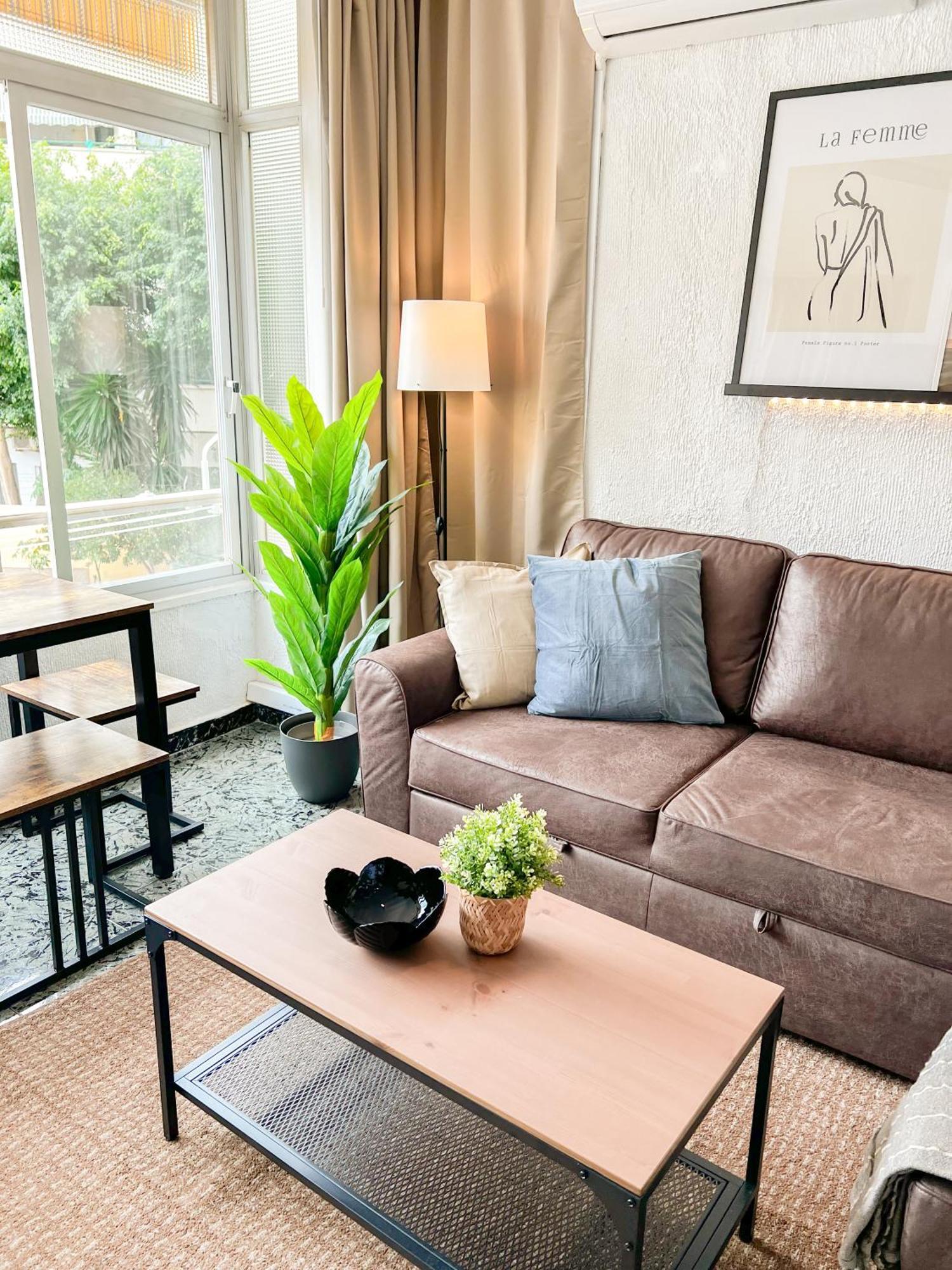 Cozy And Bright Flat With Pool Apartman Torremolinos Kültér fotó